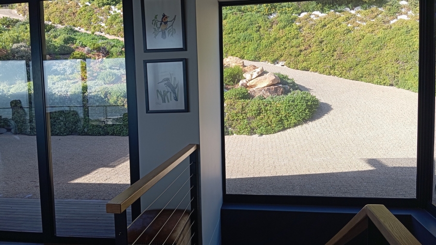 4 Bedroom Property for Sale in Rooi Els Western Cape